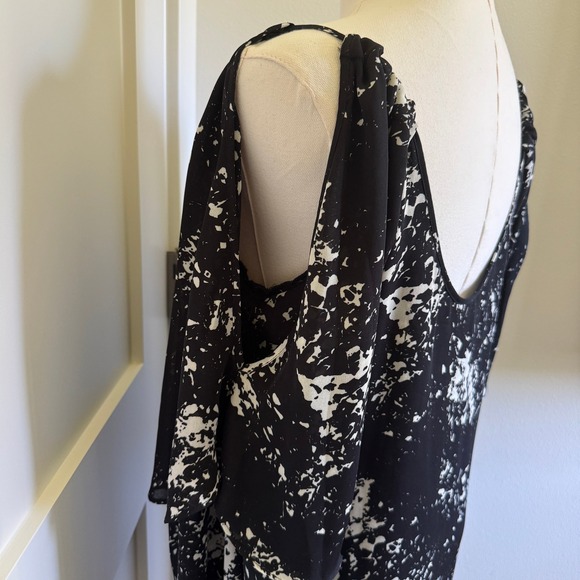 Parker Women's Dress Small Black White Print Ruched Cold‎ Shoulder Short Mini - Picture 4 of 7
